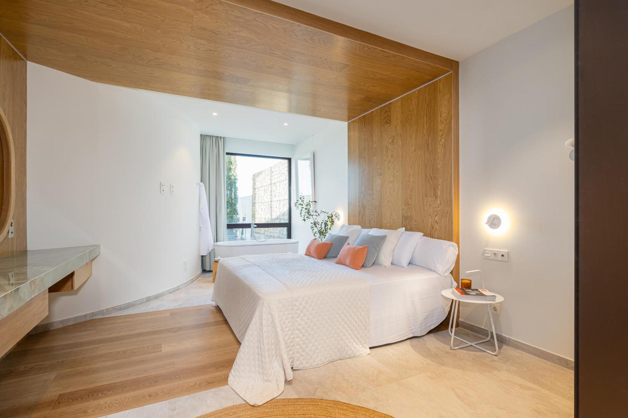 Leiro Residences ฟูเอนฮิโรลา ภายนอก รูปภาพ