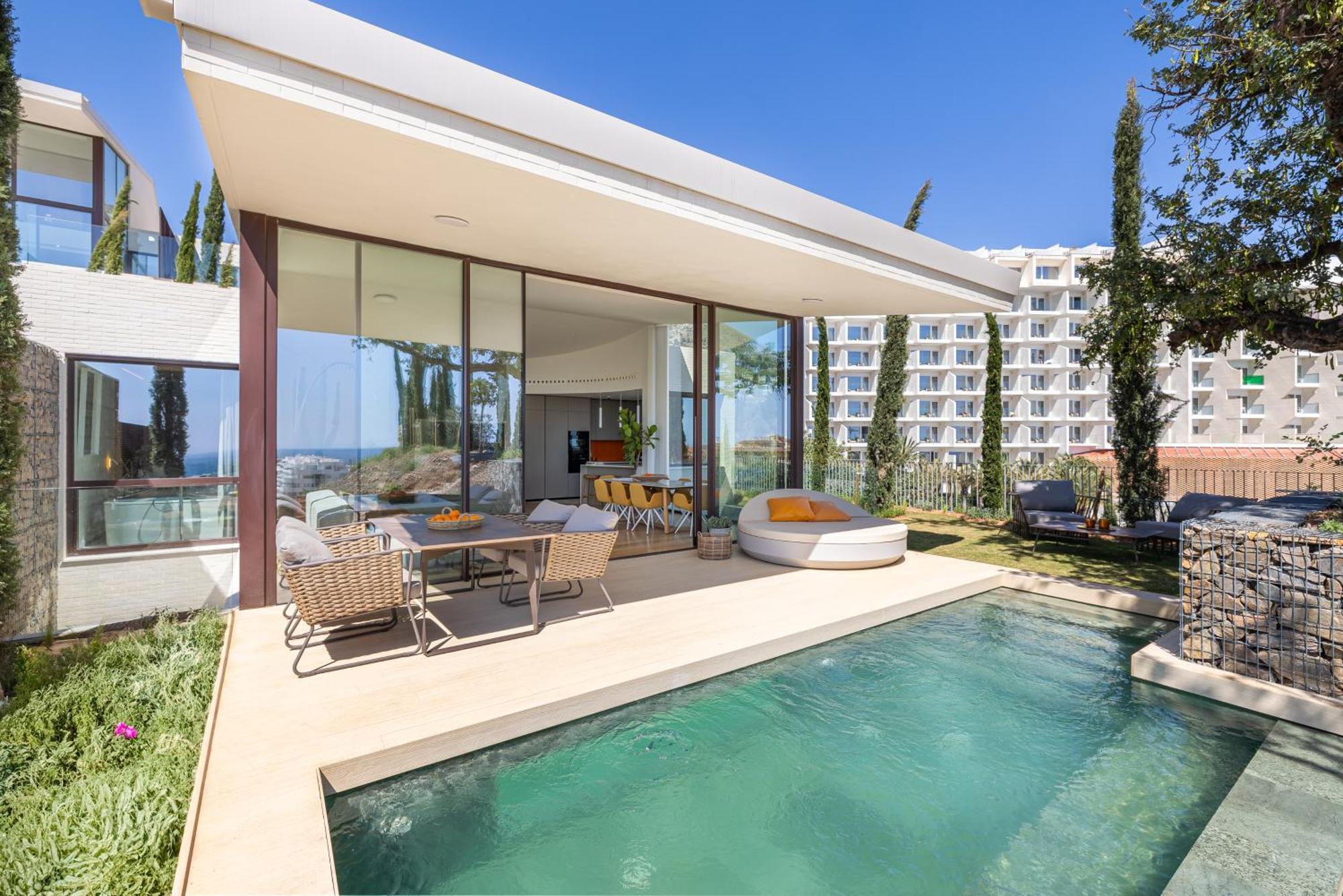 Leiro Residences ฟูเอนฮิโรลา ภายนอก รูปภาพ