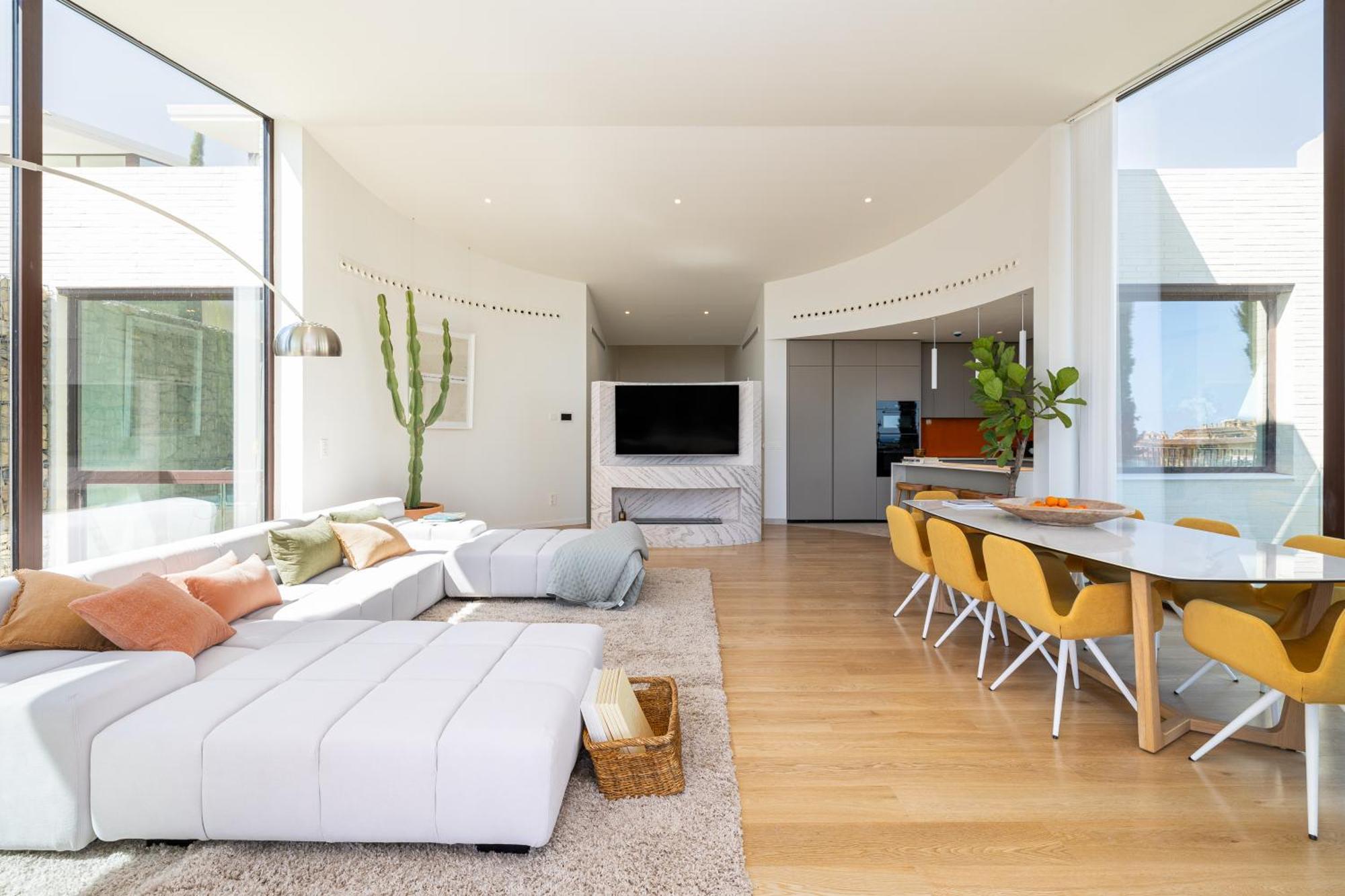 Leiro Residences ฟูเอนฮิโรลา ภายนอก รูปภาพ